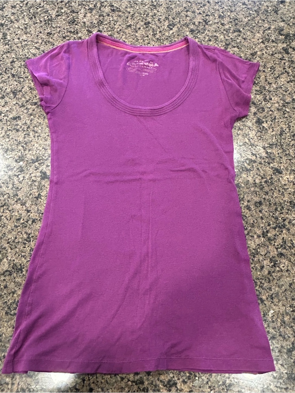 Arizona Jean Company Purple Scoop Neck Short Sleeve Tee